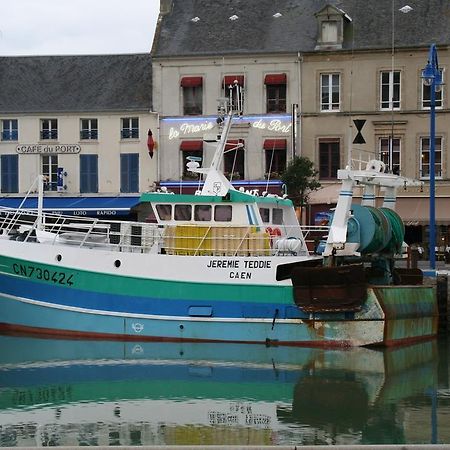 Gite Le Verger Commes Habitación foto