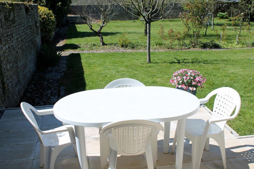 Gite Le Verger Commes Habitación foto